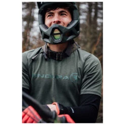 Endura MT500 Full Face Helm - Casque Intégral -Vélo Matériel Magasin endura mt500 full face helm casque integral detail 7