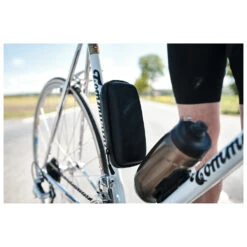 Fidlock - Twist Bottle 800 + Bike Base - Bidon Vélo -Vélo Matériel Magasin fidlock twist bottle 800 bike base bidon velo detail 4