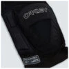 Oakley All Mountain RZ Labs Knee Guard - Protection -Vélo Matériel Magasin oakley all mountain rz labs knee guard protection detail 2